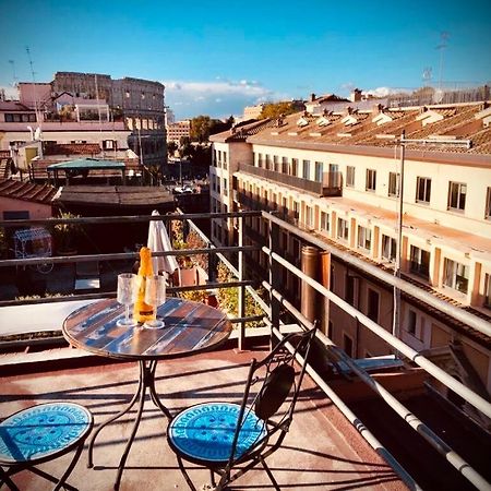 Attico Loft & Rooftop Colosseo โรม ภายนอก รูปภาพ