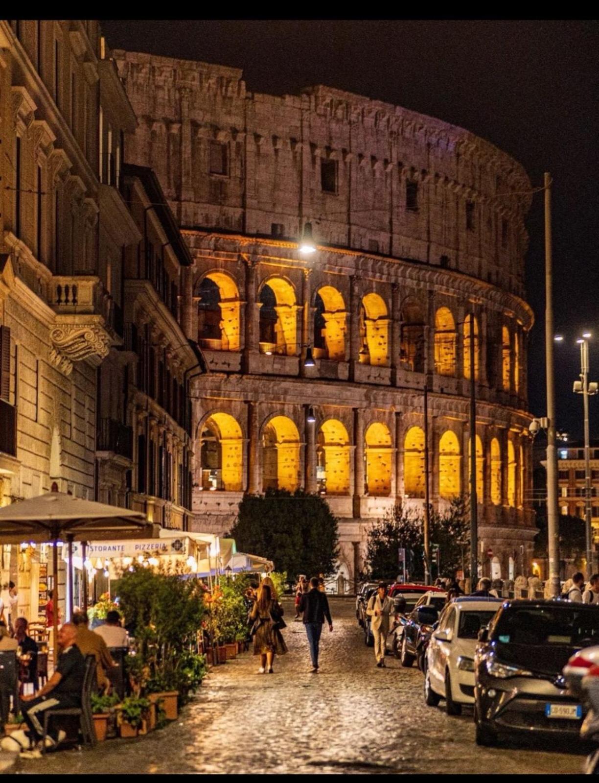 Attico Loft & Rooftop Colosseo โรม ภายนอก รูปภาพ